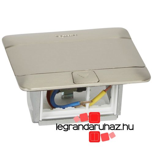 Pop-up felnyíló süllyesztett doboz 3 modul, rozsdamentes acél, üres, Legrand 054020