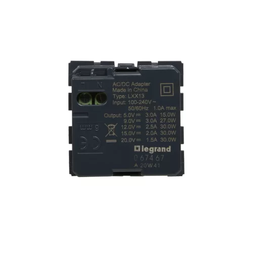 Legrand Céliane USB-C töltőaljzat, 30W, Legrand 067467