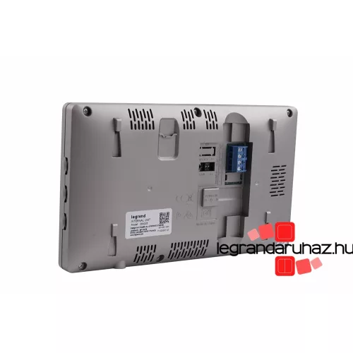 Legrand 2 vezetékes EASYKIT Plus videó kaputelefon szett: színes videó (7''), bővíthető 1 lakásos, adapterrel, tükörhatású, Legrand 368910