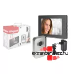 Legrand 2 vezetékes EASYKIT Plus videó kaputelefon szett: színes videó (7''), bővíthető 1 lakásos, adapterrel, tükörhatású, Legrand 368910