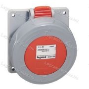   Legrand P17 Tempra Pro Dafbe324k09T 230V IP67 döntött aljzat, Legrand 555486