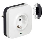 Legrand 2P+F csatlakozó aljzat + 2xRJ45 (IN/OUT) aljzat túlfeszültség-levezetővel, Legrand 694670