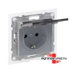 Legrand Suno 2P+F csatlakozóaljzat biztonsági zsaluval, csapófedéllel, IP44 alumínium, Legrand 721323