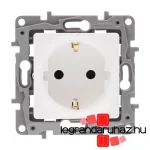 Legrand Niloé 2P+F csatlakozóaljzat biztonsági zsalu nélkül, fehér, Legrand 764539