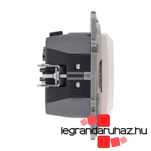 Legrand Niloé 2P+F földelt aljzat, USB C-típusú csatlakozóval, bézs, Legrand 764635
