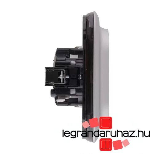 Legrand Valena Allure 2x2P+F csatlakozóaljzat biztonsági zsalu nélkül egybeépített burkolattal keret nélkül rugós vezetékbekötéssel alumínium, AA753027