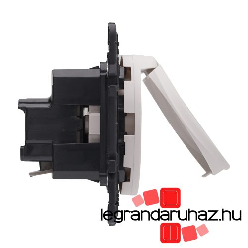 Legrand Céliane 2P+F csatlakozóaljzat biztonsági zsaluval, csapófedéllel, rugós, fehér CF067153CS-CS