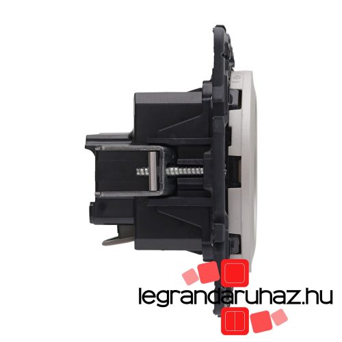 Legrand Céliane 2P+F csatlakozóaljzat biztonsági zsaluval, rugós, titánium CT067153-K