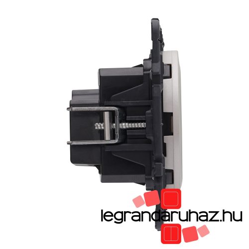 Legrand Céliane 2P+F csatlakozóaljzat biztonsági zsaluval, csavaros, titánium CT067161-K