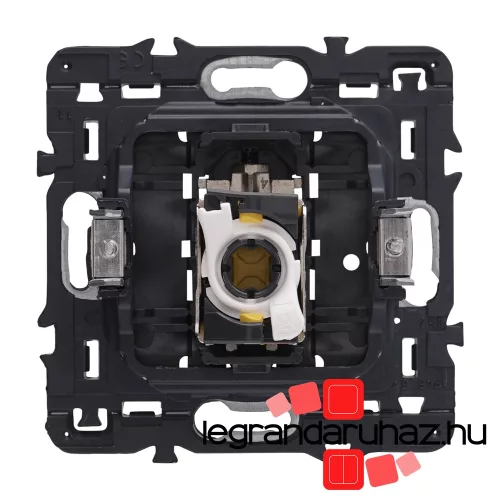 Legrand Céliane 1xRJ45 Cat. 6A UTP csatlakozóaljzat, titánium CT067347-K