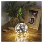 EMOS DCLW28, LED karácsonyi üveggömb – hópelyhek, 12 cm, 3x AA, beltéri, meleg fehér, időzítő