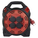 EMOS P08215, Kültéri kábeldob 15 m / 4 aljzat / gumi-neoprén / 230 V / 1,5 mm2 LED fényvisszaverővel