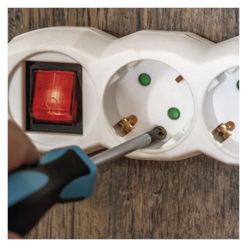 EMOS P1523R, Hosszabbító 3 m / 5 aljzat / kapcsolós / fehér / PVC / 1,5 mm2