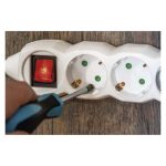 EMOS P1622, Hosszabbító 2 m / 6 aljzat / kapcsolós / fehér / PVC / 1 mm2