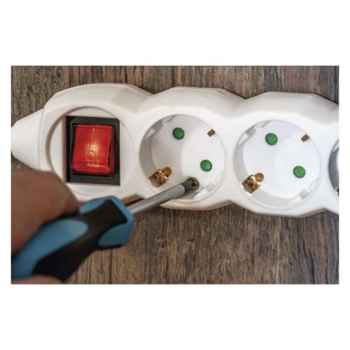 EMOS P1622, Hosszabbító 2 m / 6 aljzat / kapcsolós / fehér / PVC / 1 mm2