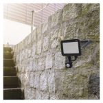 EMOS ZS2732, LED reflektor INOVO 30W 3300lm mozgásérzékelőve IP65 term. fehér